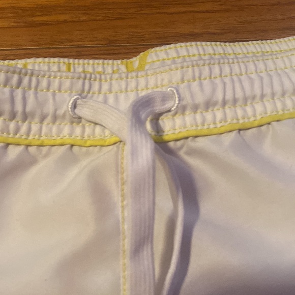 Elkford bc - Picture 3 of 4